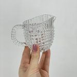 Letieră sticlă presată