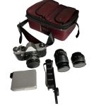 Trusa Foto - Aparat Praktica TL + Obiective, Blitz