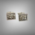 Butoni Vintage Model in Relief