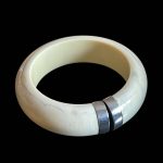 Bratara Vintage din Fildes cu accesoriu argint