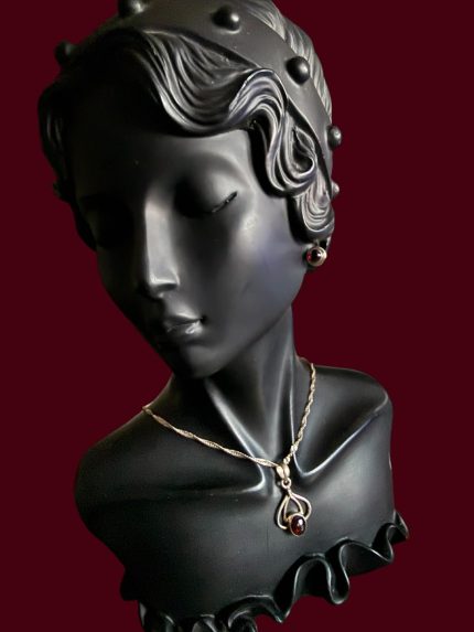 Argint , Granat - Set Lant, Medalion, Cercei