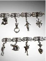 Bratara Renaissance Revival cu Charm-uri - imagine 3