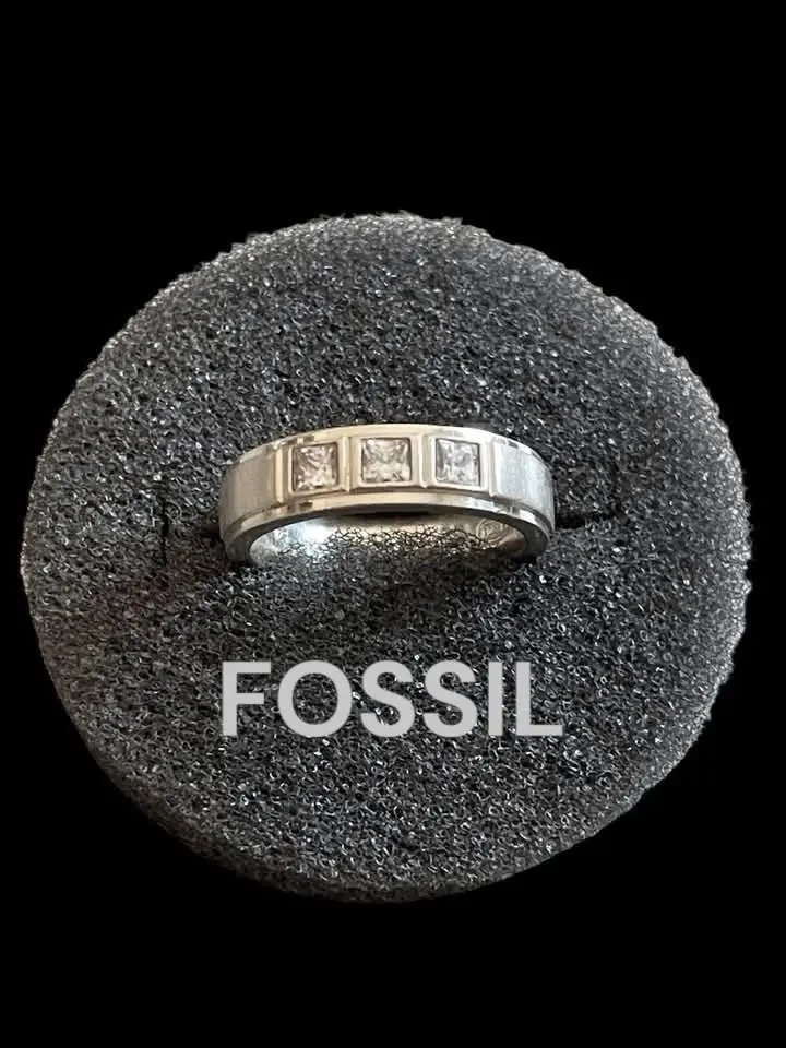 3accc70c-5a59-49c8-81a8-dadff96a2601 Inel Argint FOSSIL 18 mm - imagine 1